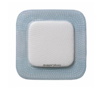 MEDICAZIONE BIATAIN IN SCHIUMA DI POLIURETANO CON BORDO ADESIVO IN SILICONE MULTISITE 14X19,5 CM 5 PEZZI - pharmaonline24.it